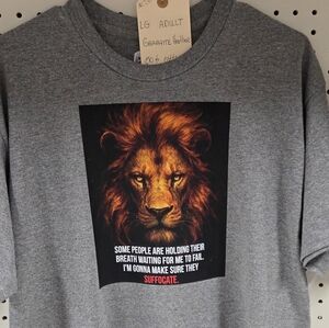 Men's Gray Lion Graphic T-Shirt
